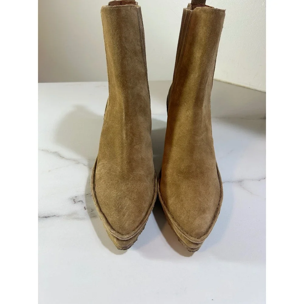Tory Burch Tan Suede Pointed Toe Chelsea Ankle Boots 10M 65280